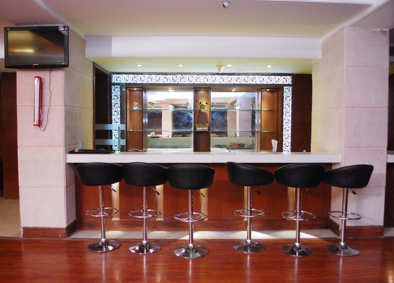 Citrus Hotel Ghaziabad Luaran gambar